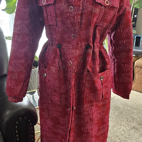 AKIRA Red Long Puffer Coat - Picture 4 of 4